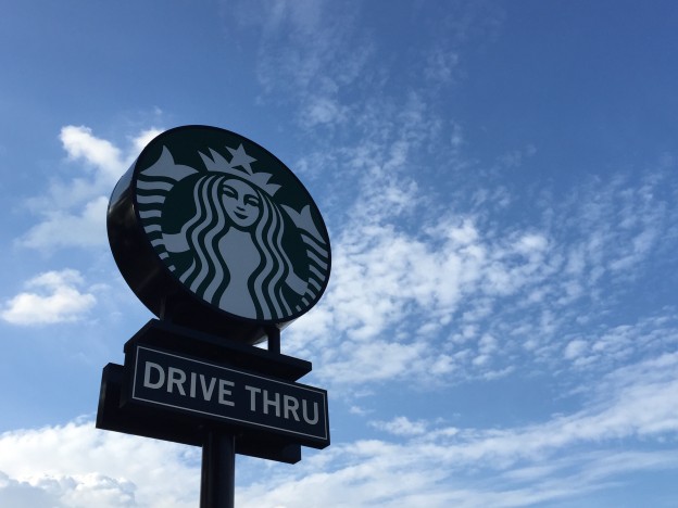 Starbucks Logo Düsseldorf Drive Thru