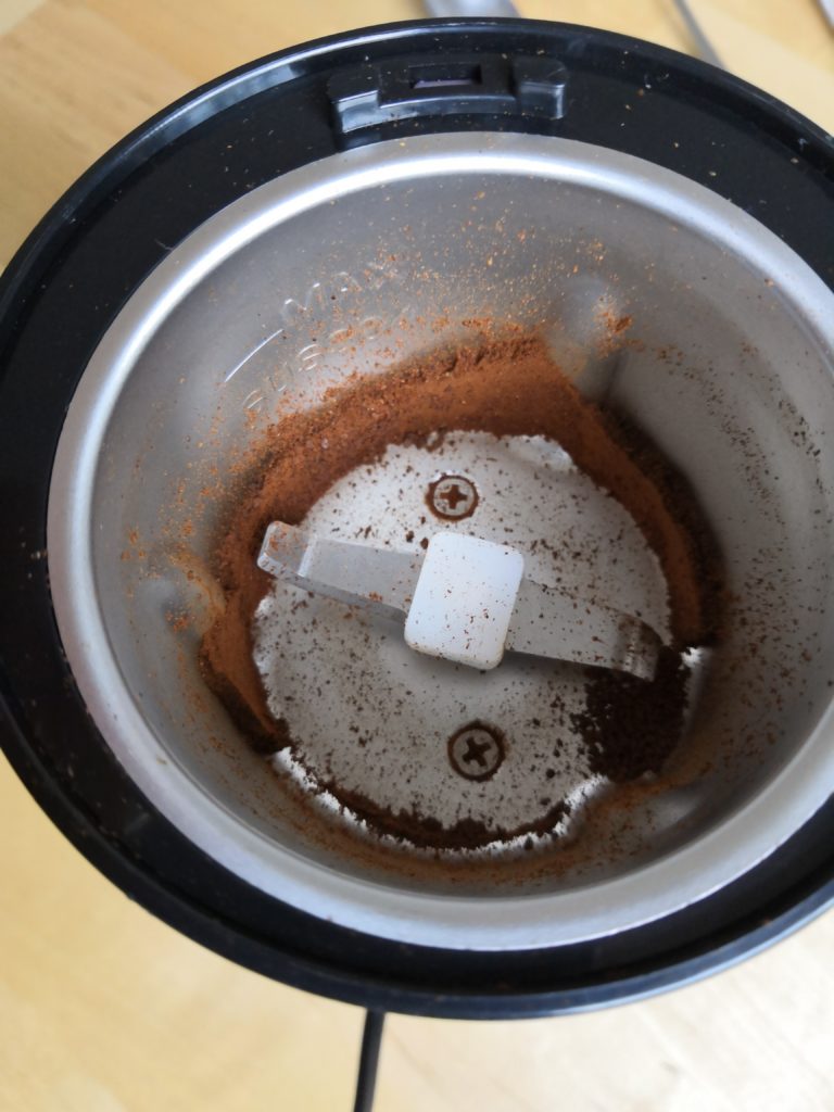 Reinigung KYG Kaffeemühle Mahlwerk